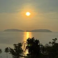 มัทรีวัลเลย์ โฮเทล: Ban Pak Nam Chumphon şehrinde bir otel