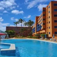 Beach apartment in La Mar Suites, Tucacas Venezuela, hotell i Tucacas