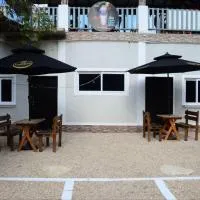 Habitaciones Cahui, hôtel à El Remate