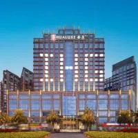 Hualuxe Leshan, an IHG Hotel, hôtel à Leshan