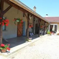 Aux Cadollines, hotel em Romenay