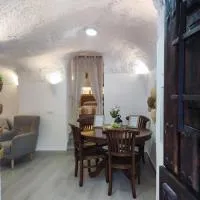 Cueva Virgen de las Nieves، فندق في موناشيل