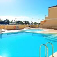 Your Happy Place in Arguineguin, Swimmingpool and Seaviews: Arguineguín şehrinde bir otel