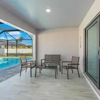 Villa Viera Modern Brand New Home and Pool, hôtel à Cape Coral