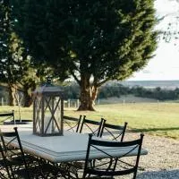 Mingara Park Cottage، فندق في Scotsburn