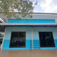 FriendTogether Armthong, hotel i Ban Khlong Kathon