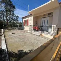 Tania's Country House-Mavrothalassa, hotel i Mavrothálassa