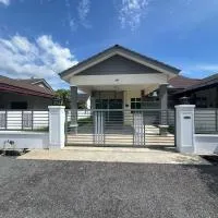 Viesnīca Villa Umar Home Stay pilsētā Yan