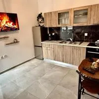 Το ΦΑΡΑΓΓΙ ΤΟΥ ΠΑΡΝΑΣΣΟΥ 4, hotell i Tithoréa