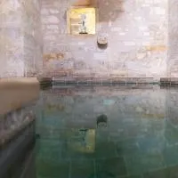 L'abbaye Saint Michel, viešbutis mieste Toneras