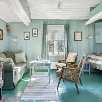 Fisherman's cabin, Lofoten - Brattelibua, hotel en Ballstad