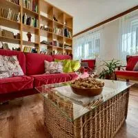 Apartmán Kopretina, hotelli kohteessa Kolová