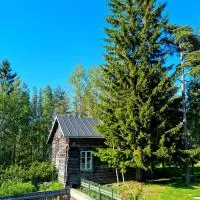 Kodikas hirsimökki - cozy log cottage in Rauma, hotel din Rauma