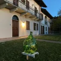 Casa vacanze Martina, hotel v destinácii Castagnole Lanze