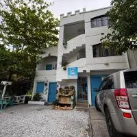 cabaña 83 Santorini, hotel a Puerto Triunfo