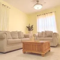 Our Cozy Home, Wi-Fi, AC, Parking, Near Beaches and Attractions in quiet area, hotel i Nagua