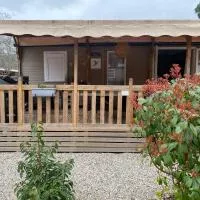 Camping 3 étoiles l'Albanou Chic, hotel di Le Pouzin