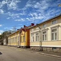 Villa Magnus Studio Apartment in Hanko, отель в Ханко