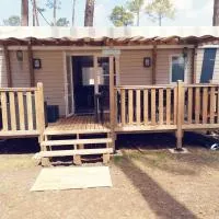 MOBIL HOME confort et charmant, hotel em Saint-Julien-en-Born