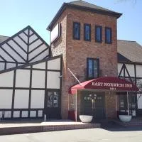 East Norwich Inn, hotel en East Norwich