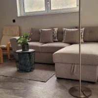 Ruhig gelegende Ferienwohnung an der Mosel, hotel di Burgen