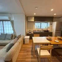 徳島市のまるごと貸切一軒家 最大5名 無料駐車場2台, hotel di Tokushima