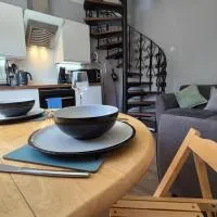 Cosy Mews House, Heart of Mumbles gateway to Gower: The Mumbles şehrinde bir otel