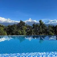 Himalayan Deurali Resort, hotel en Pokhara