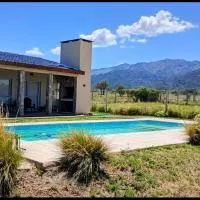 Casita de campo con piscina, hotel din La Punta