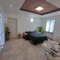 LONATE SUITE, hotelli kohteessa Lonate Ceppino