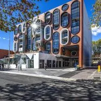 2 Bedroom Luxury & Style in the heart of Braddon 403, hotel em Braddon