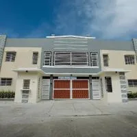 LJENJ Apartelle near Clark Airport, hotel a Mabalacat