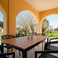 Giannis Holiday House 1, hótel í Vitaládes