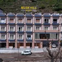 Musk Hill Resort, hotel en Sonprayag