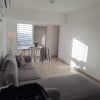 דירה מרווחת ומוארת בבית שמש עם נוף מהמם!, hotel di Bet Shemesh