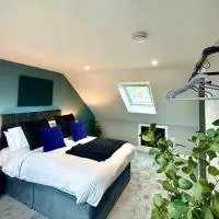 Sapphire Quarters, 3BR, En Suite, Private Parking, hotel Hindlip városában