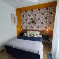 Dousserença, Hotel in Bressols