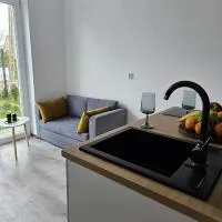Rooms Hop To Wrocław, отель в городе Czerńczyce