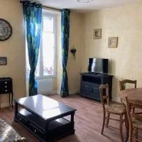 les vieilles Halles de Villebois, hotel en Villebois-Lavalette
