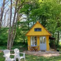 Tinyhouse La Jonquille, hotel em Hurecourt