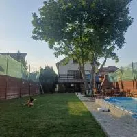 La Plantă-Therme Airport Bucharest, hotel in Baloteşti