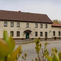 Pension Zum Goldenen Stern โรงแรมในKarstädt