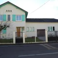 Maison Paloumères, ξενοδοχείο σε Ledeuix