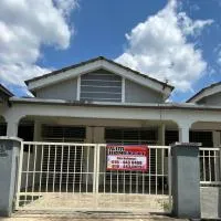 Jom ke Alim Homestay Saujana Lembah Bujang، فندق في Bedung