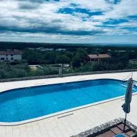 Casa Lara, hotel a Kaštelir