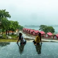 The Hosteller Bhandardara, hótel í Bhandardara