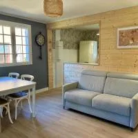 Saint-Martial에 위치한 호텔 La villa Les Rosiers en Cévennes