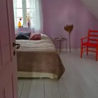 Beautiful and romantic 2 bedroom villa on the island Aeroe, khách sạn ở Søby