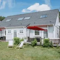 Ferienhäuser Insel Usedom Haus Jojo 7 - Blick aufs Achterwasser! Whirlpool und Sauna, hotel v destinaci Lütow