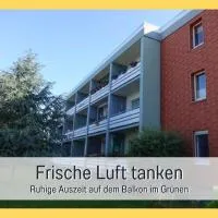 Fewos-Bremerhaven, Ferienwohnung "Lilie" in Geestland-Langen, ideal für Familien & Homeoffice - WLAN & kostenlose Fahrräder - 3 Zimmer, Balkon - nahe Bremerhaven, hotel i Geestland